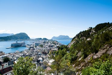 GoForCruise-PresentTravel-Noorsefjordencruisejun22019-Alesund
