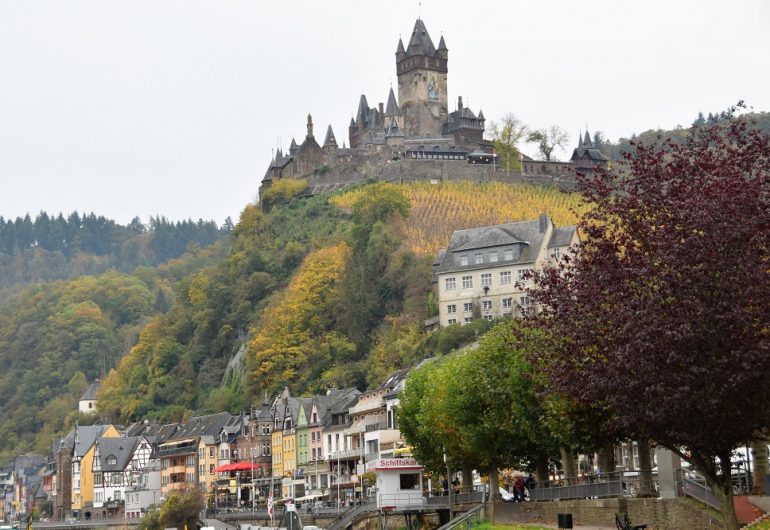 Kerstmarkt Riviercruise 2020 - Cochem - kasteel