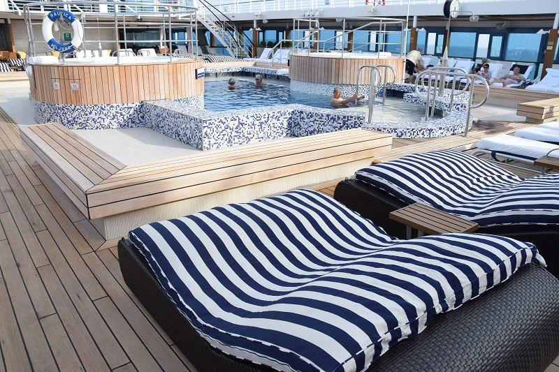 Oceania Cruises - Nautica - pool deck close