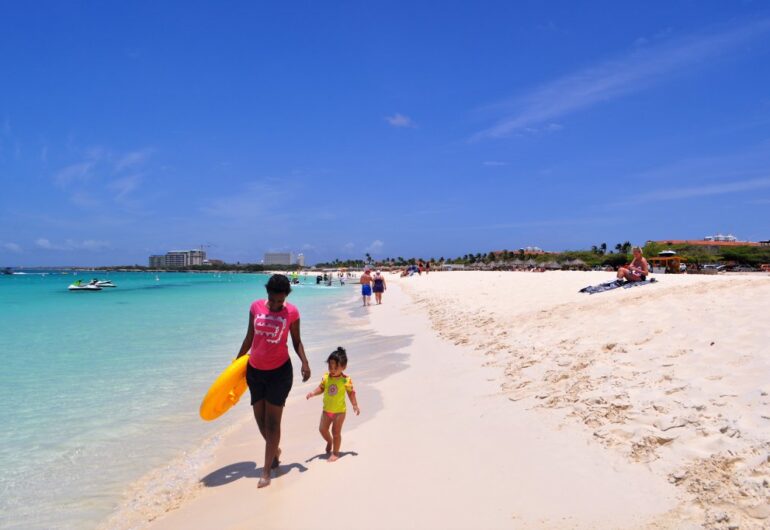Caribische Edge Cruise 2022 - Aruba - Eagle Beach